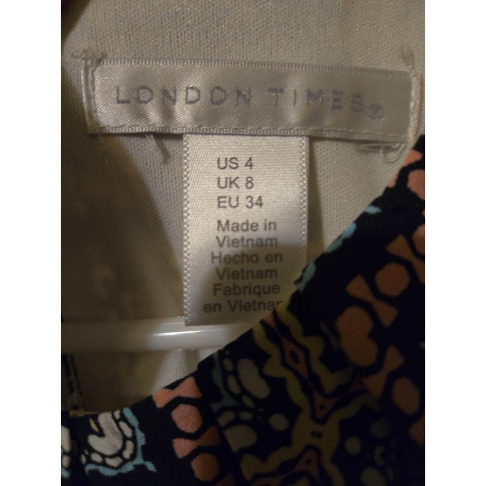 London Times Sleeveless Maxi Dress Geometric Medallion Print Halter Neck Size‎ 4 - Picture 2 of 2